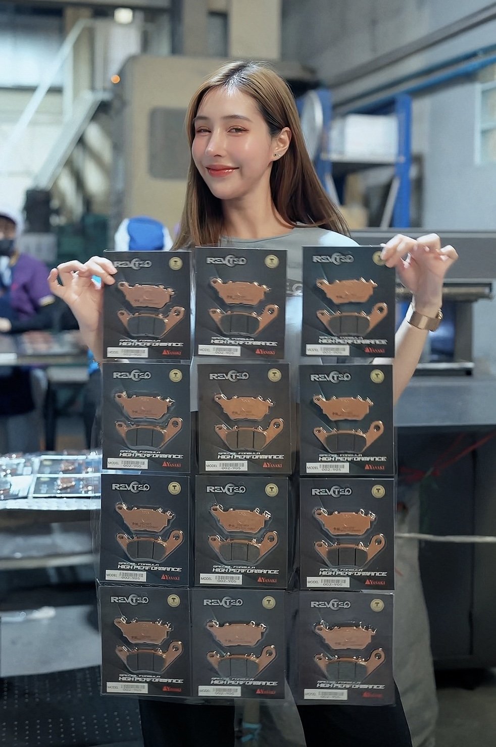 เจาะลึก REVOTEQ ผ้าเบรคสีทองแดงพรีเมียม